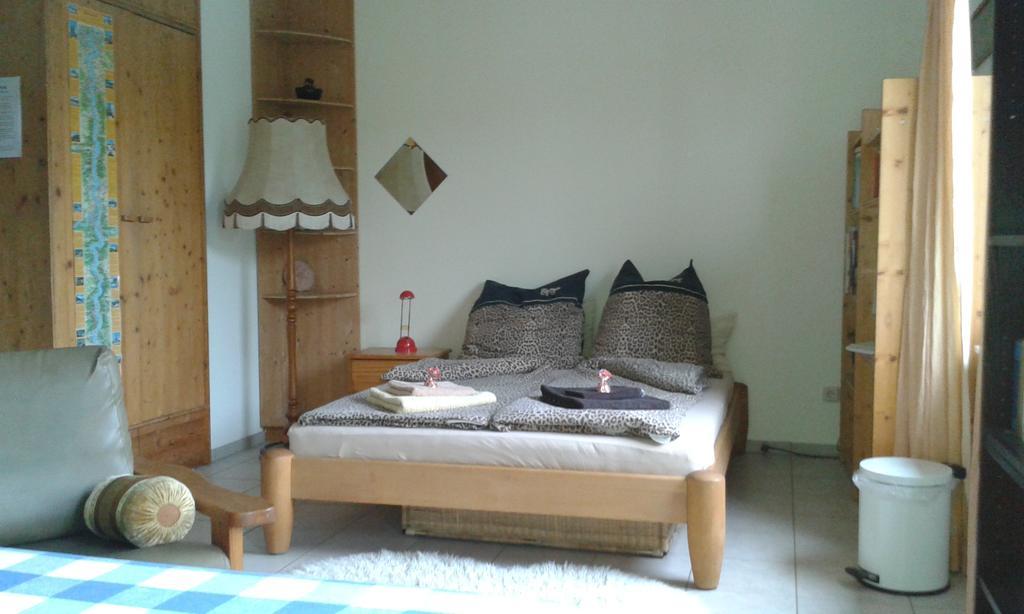 B&B Am See Koeln - Privatzimmer Extérieur photo