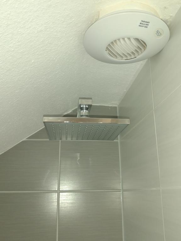 B&B Am See Koeln - Privatzimmer Extérieur photo